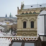 Empirent Apartments Prague Castle